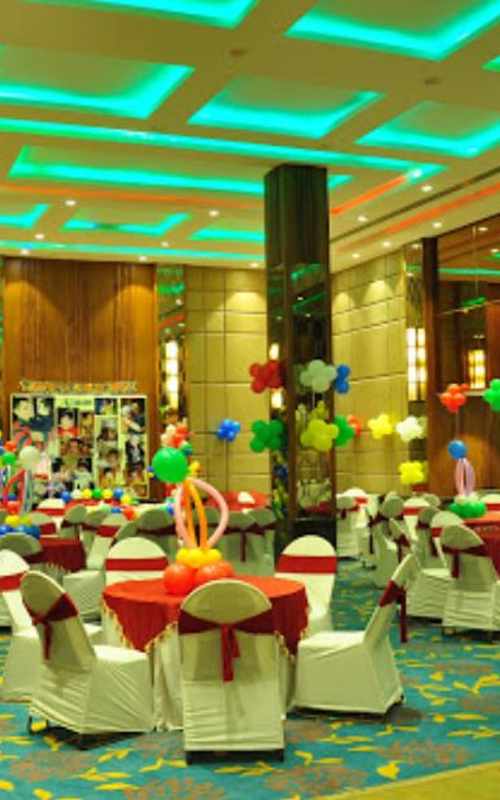 Crystal Banquets