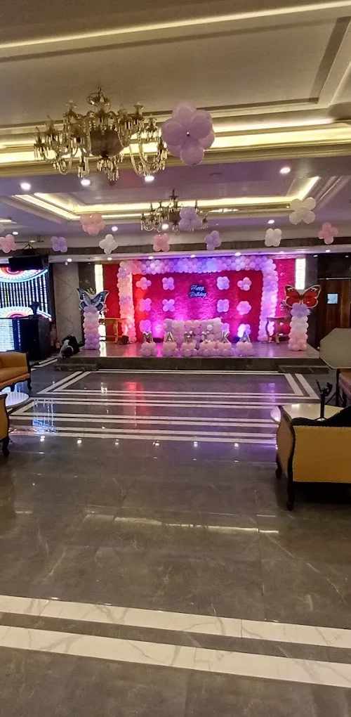 Crystal Grand Banquet