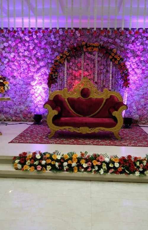 Golden Spoon Banquet (Shakti Nagar side)