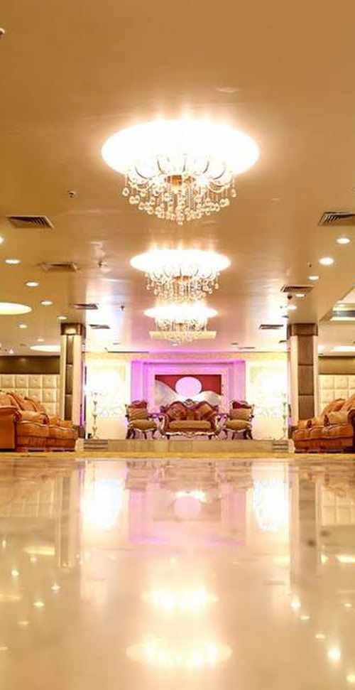Grand Milan (Richi Rich)