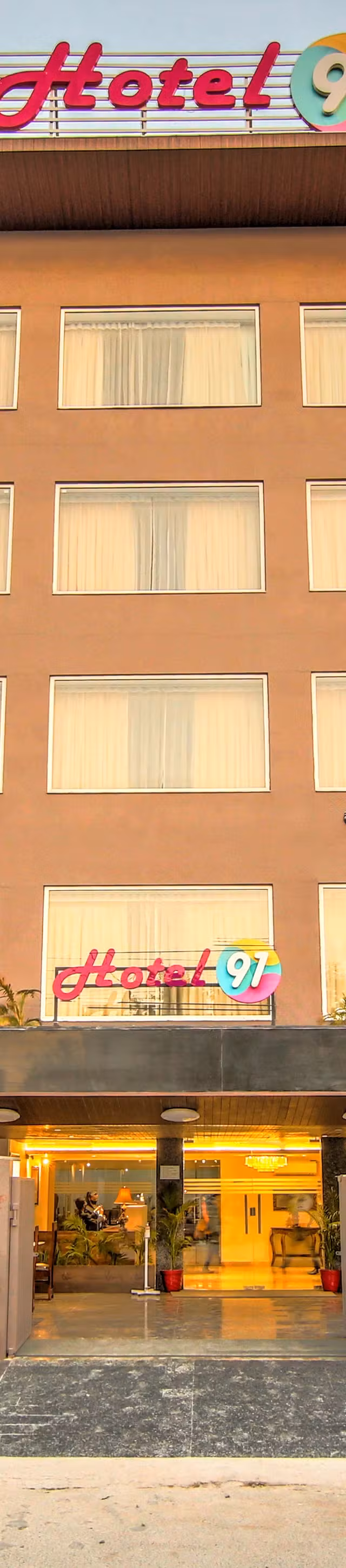 Hotel 91 — Event venue in Sector 45