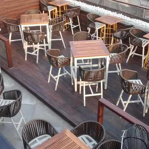 Qubitos - The Terrace Cafe