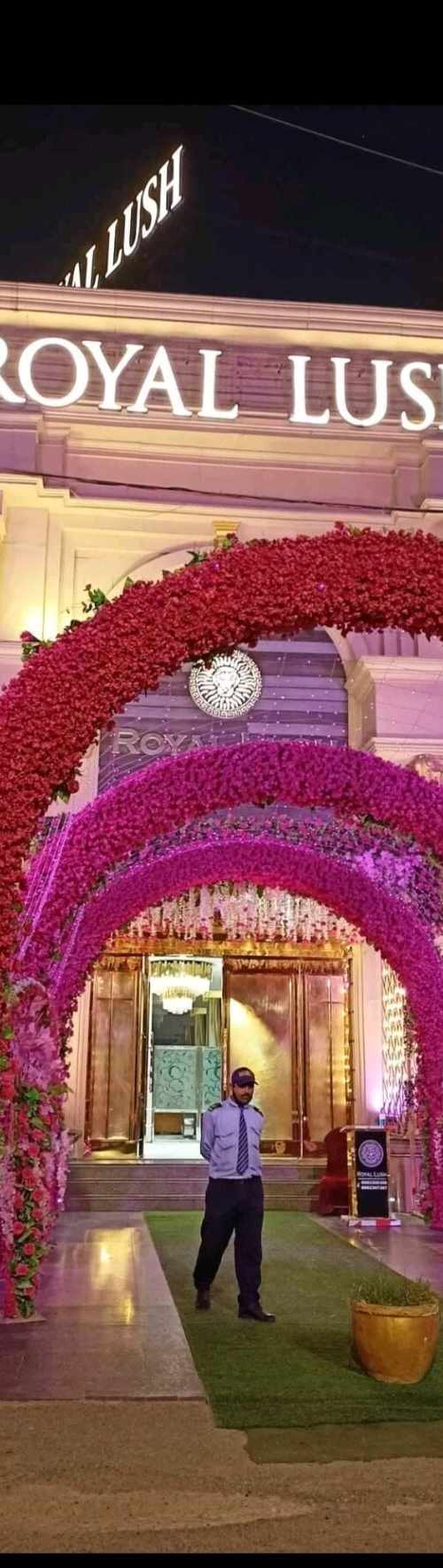 The Royal Lush (East)