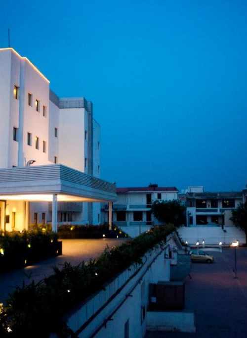 Vibe by The Lalit Traveller
