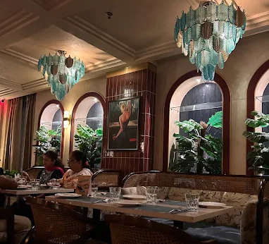 Zurii Lounge